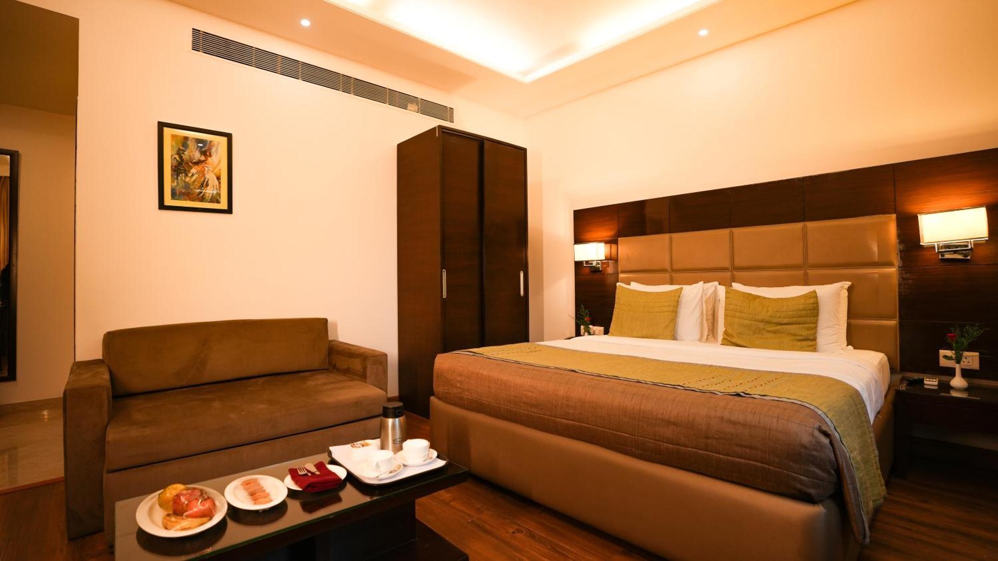 Hotel Africa Avenue - Greater Kailash 1 نيودلهي المظهر الخارجي الصورة