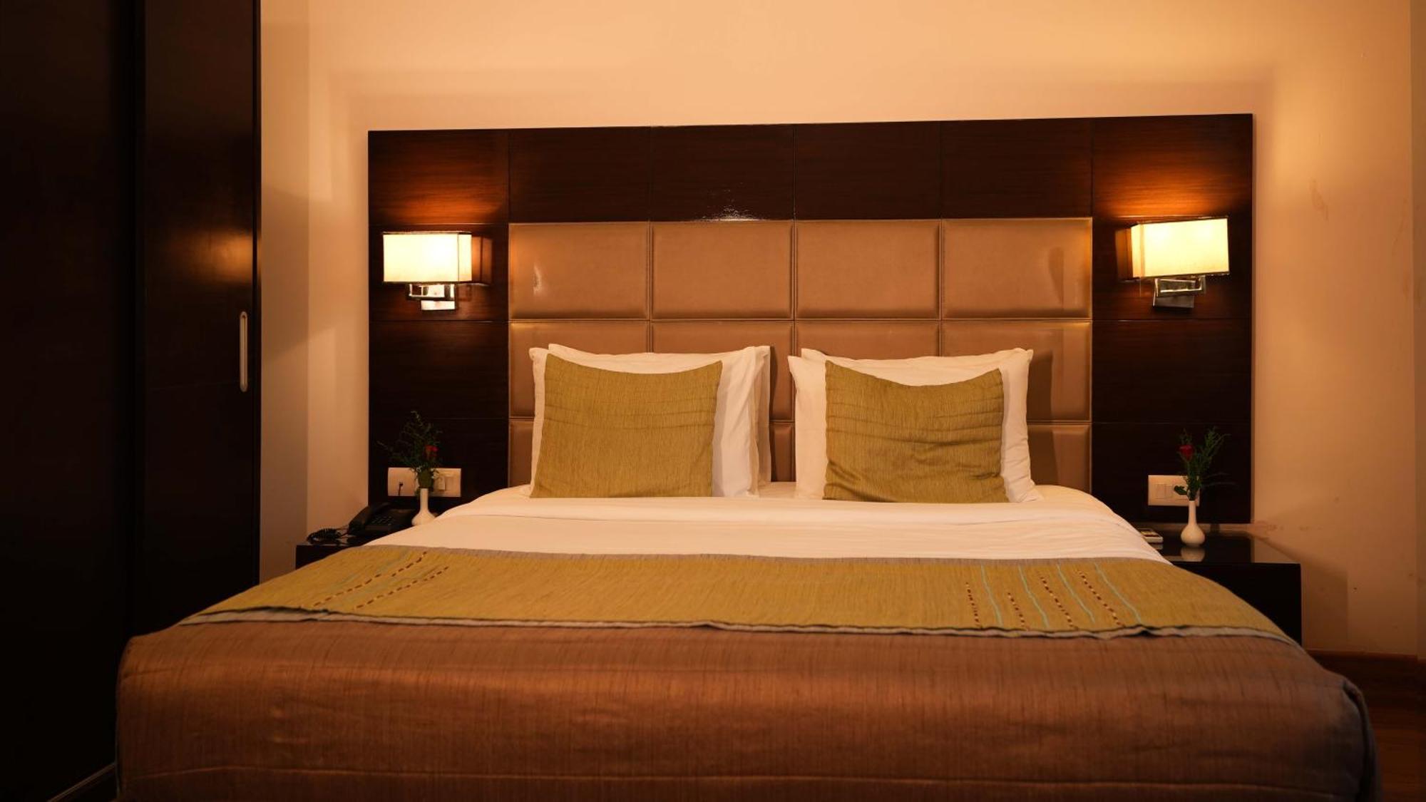 Hotel Africa Avenue - Greater Kailash 1 نيودلهي المظهر الخارجي الصورة